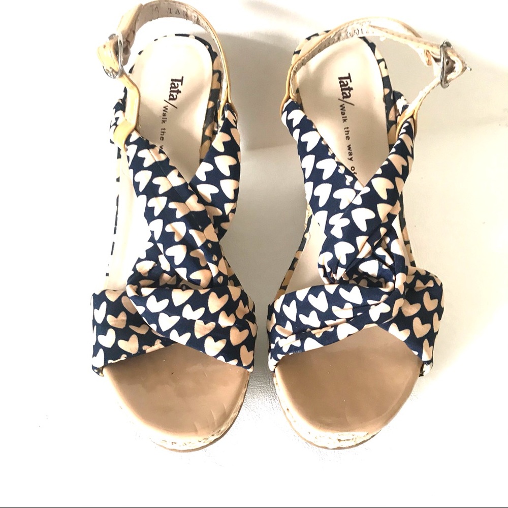 Tata Walk Platform Wedge Sandals 6 US